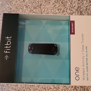 fitbit one (FB103BY) Burgandy